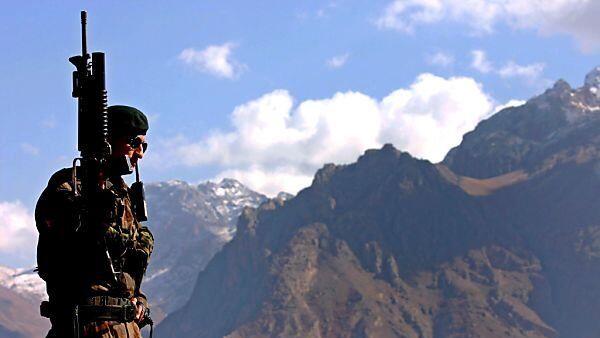 Sicherheitskräfte versuchen, in Hakkari für Ruhe zu sorgen