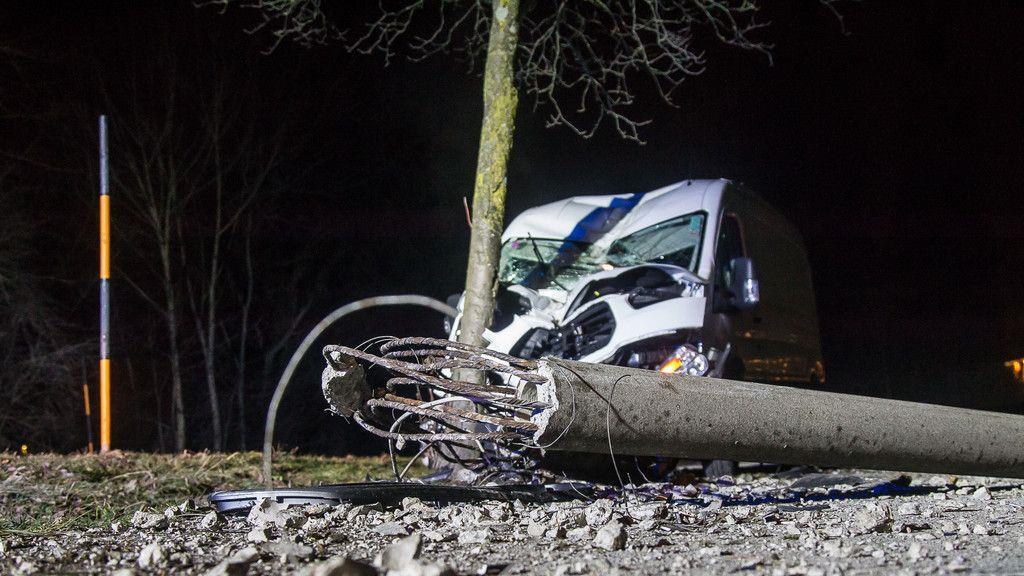 Unfall mit Transporter in Morzger Straße