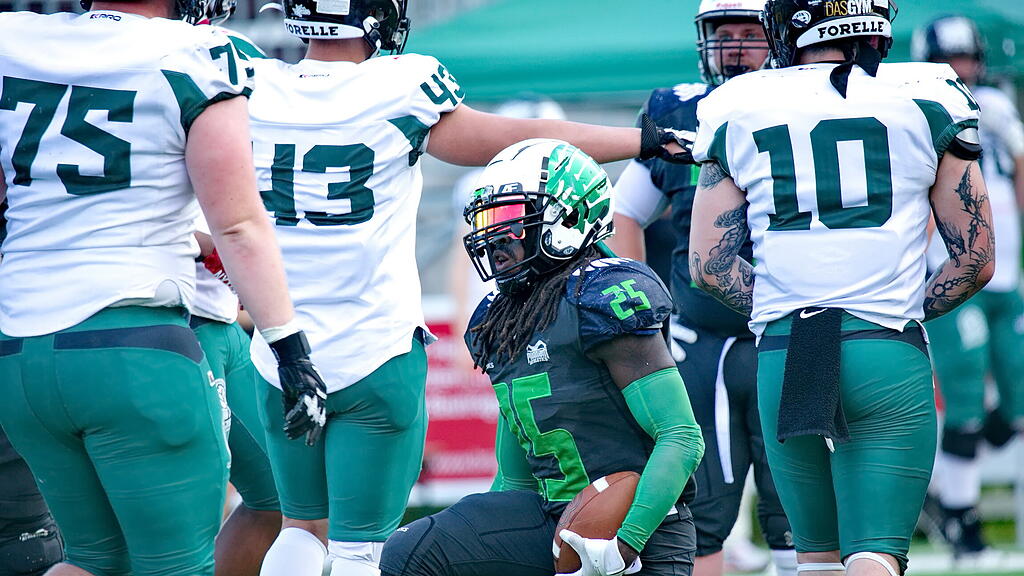 Football: Ducks gegen Dragons 2025