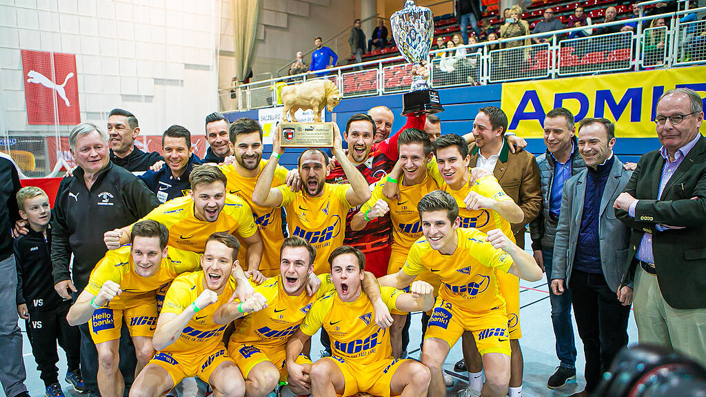 Salzburger Stier, Hallenfu\u00dfball