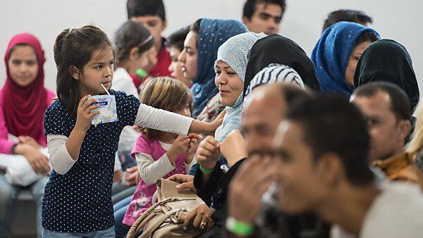 Deutlich weniger Asylanträge im abgelaufenen Jahr