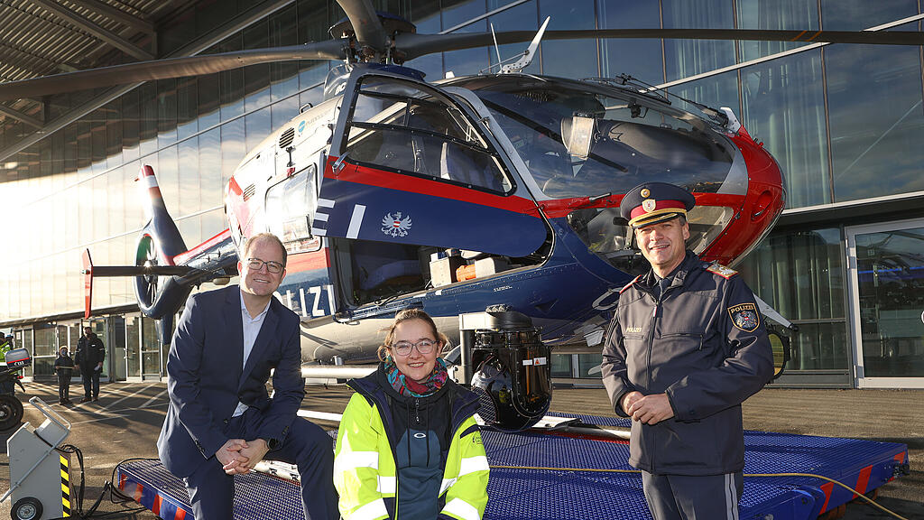 Impfaktion_Polizeihubschrauber20211227007.jpg