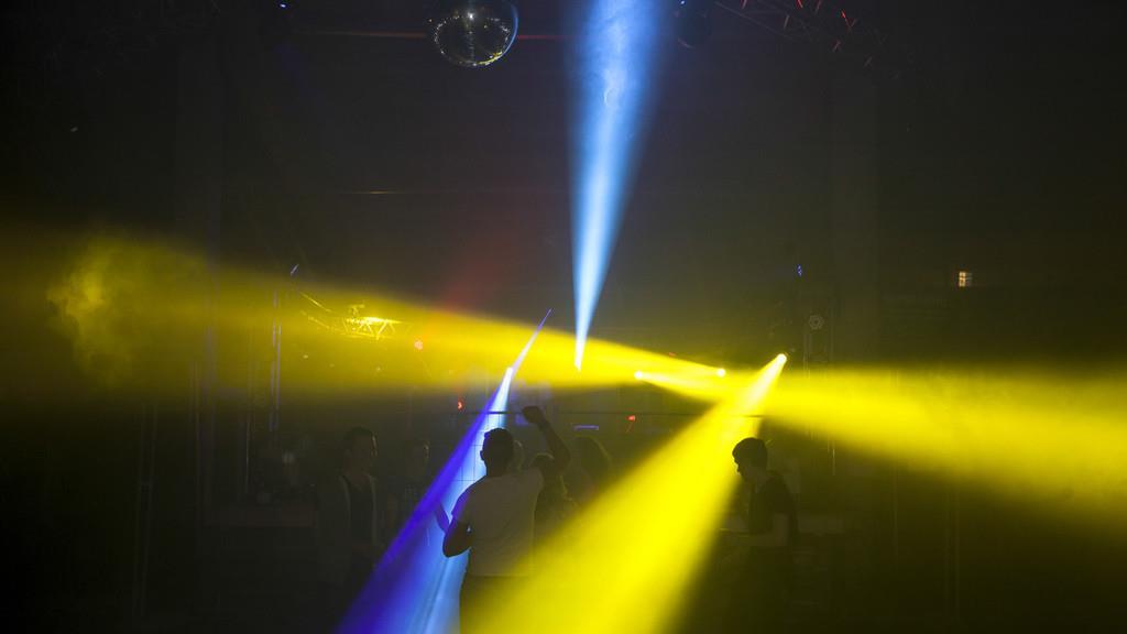 STAUPARTY I