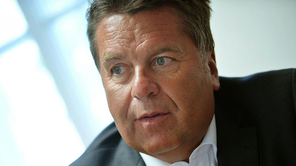 Muss Hans Mayr als Landesrat zurücktreten?