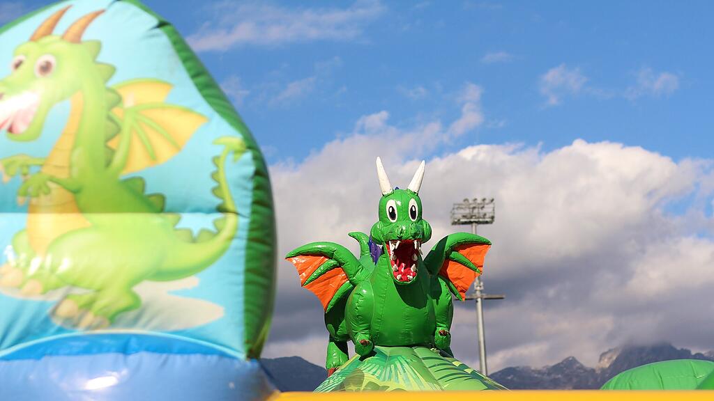 "Big King Dinosaurier of Animatronic" in Bischofshofen