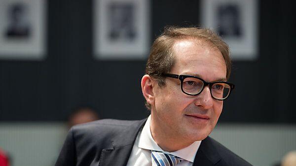 Dobrindt weist Zweifel an seinem Maut-Modell zurück