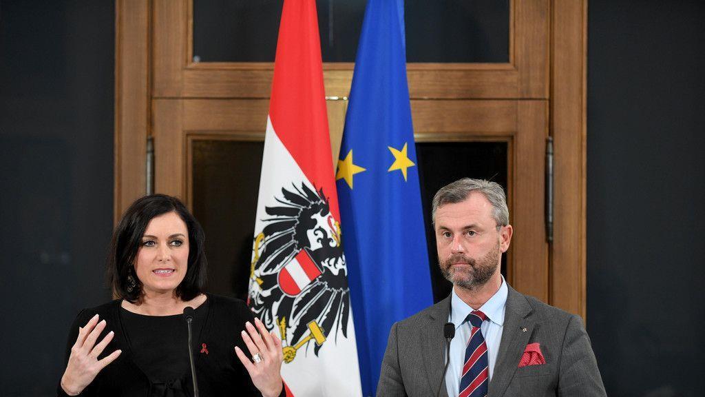Bilder der Verhandlungen