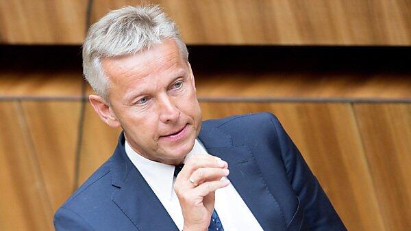 Reinhold Lopatka vermeidet das Wort "Pensionsautomatik"
