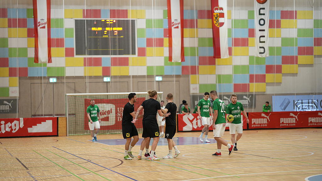 Salzburger Stier, Wals-Gr\u00fcnau, Hallein, Finale