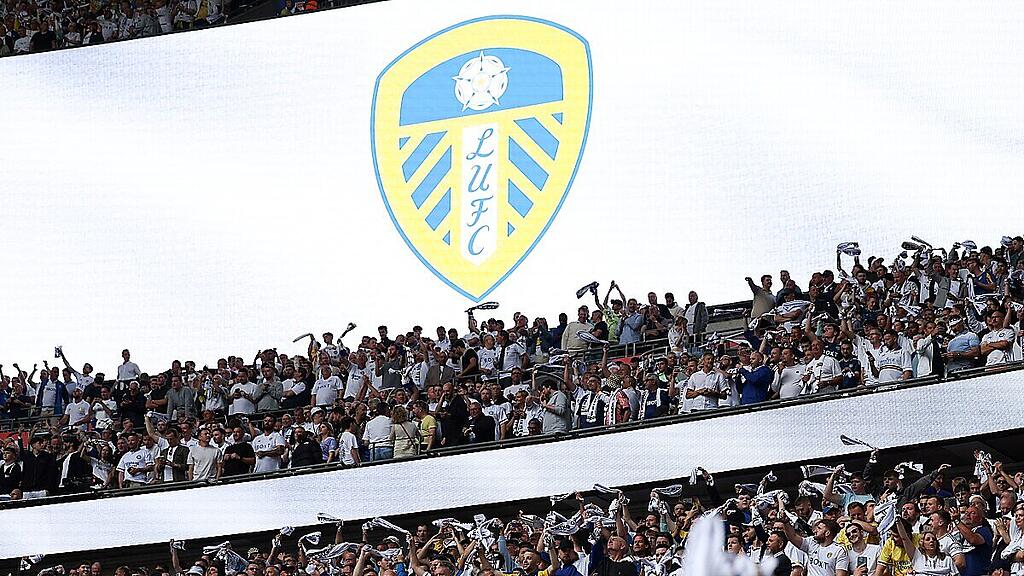 Red Bull steigt bei Leeds ein