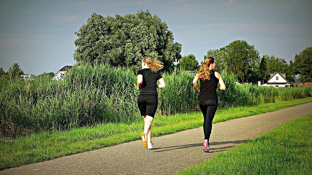 jogging-1509003_1280.jpg