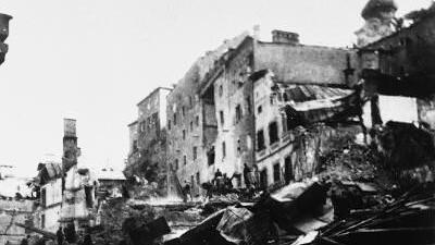 Erster Bombenangriff 1944