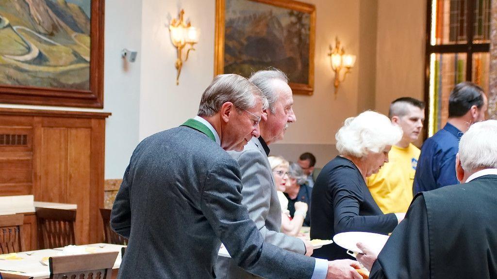 Marmorsaal im Müllner Bräustübl eröffnet, I
