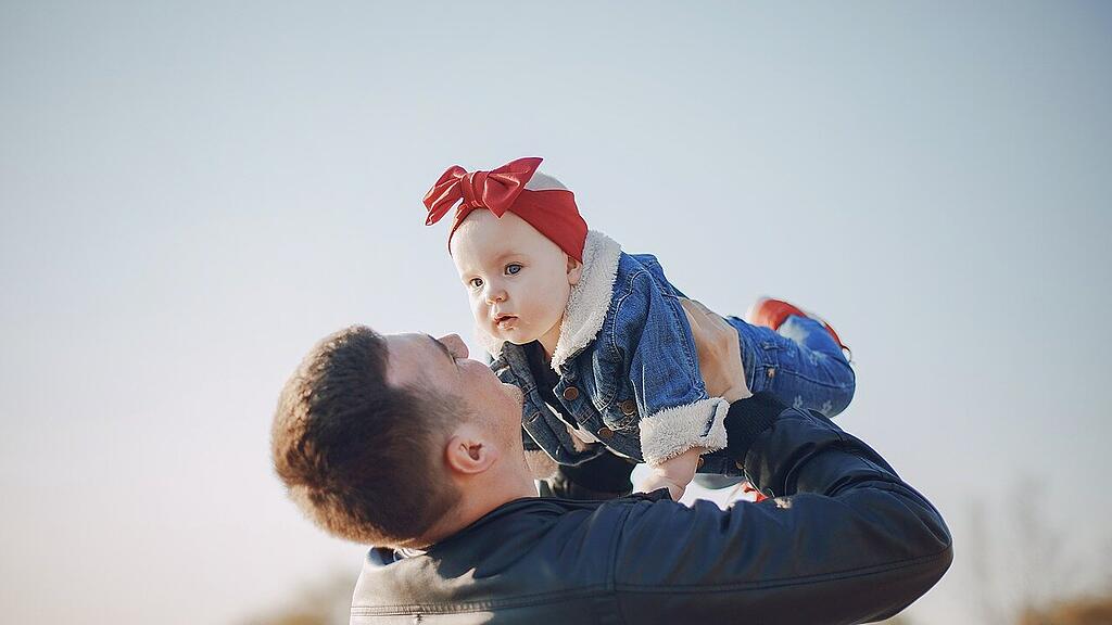 father-2614916_1280.jpg