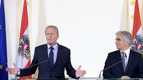 Regierungsspitze wartet ab
