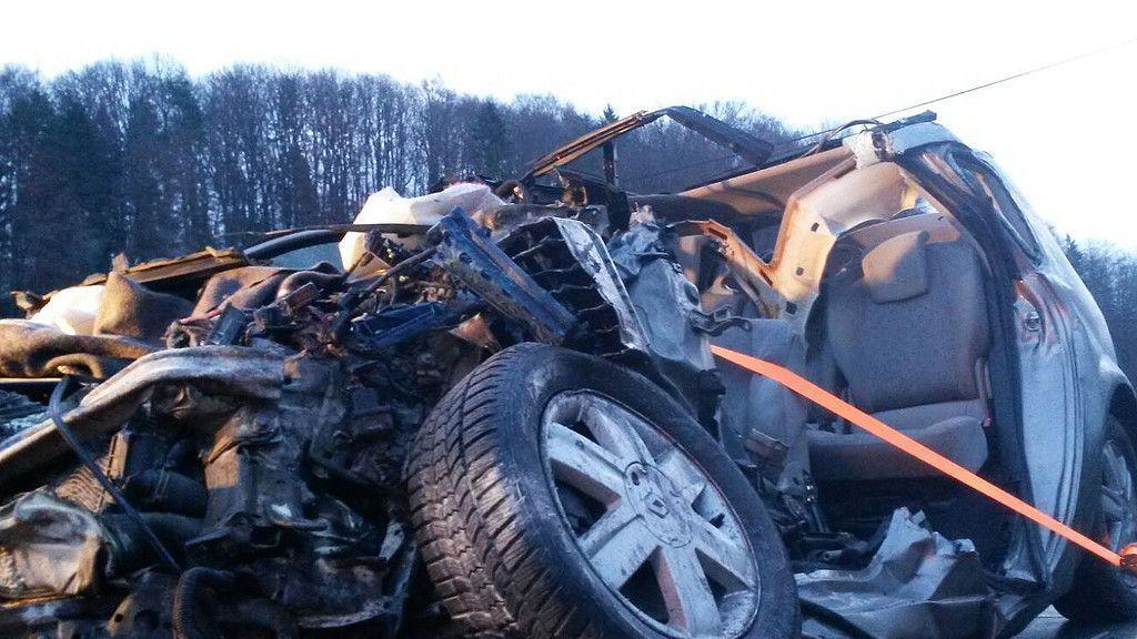 Pkw vs. Bus: Horror-Crash im Südburgenland fordert zwei Tote