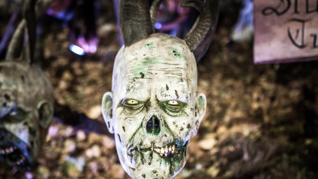 Maskenausstellung in der Alten Saline