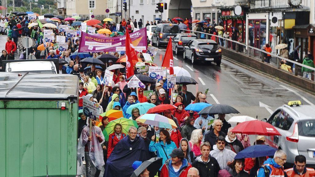 Demo gegen TTIP und CETA in Salzburg I