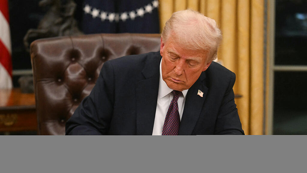 Das steht in Donald Trumps ersten Dekreten