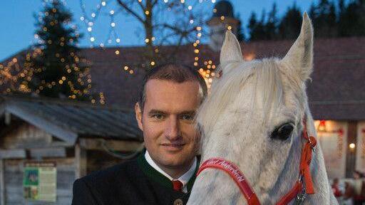 Weihnachtsmarkt-Eröffnung auf Gut Aiderbichl