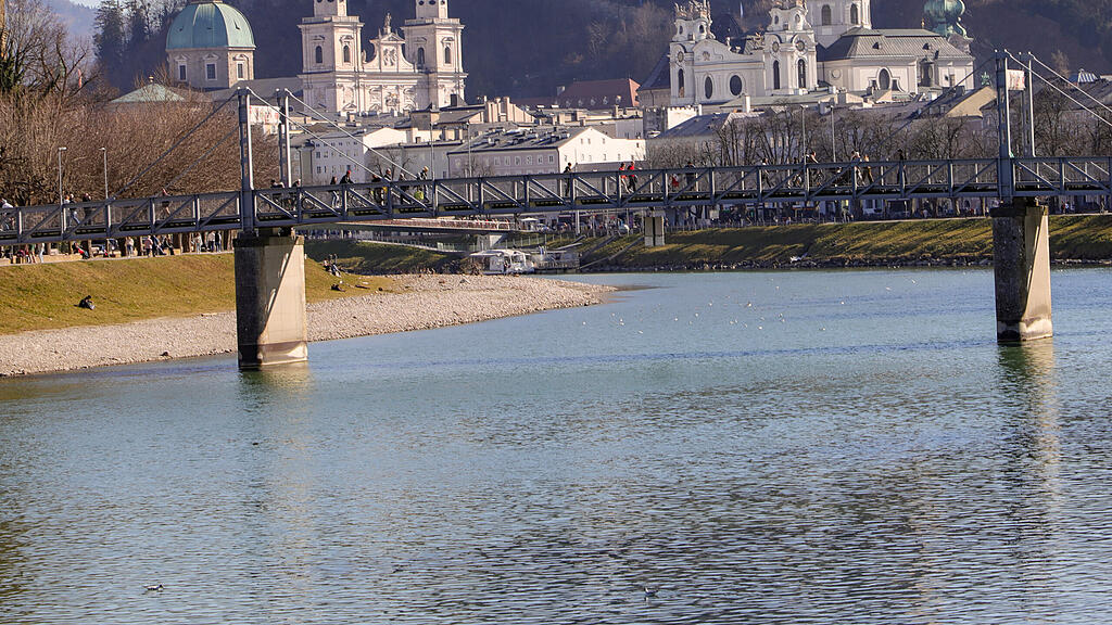 20250306_fmt_niedriger_pegel_salzach_mw-3.jpg