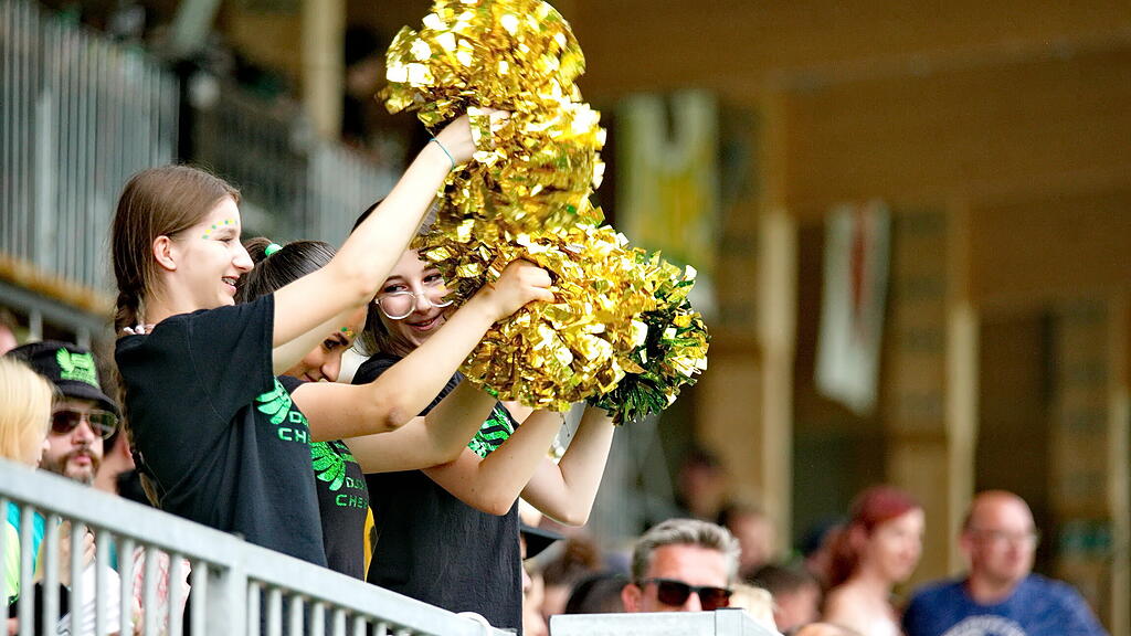 Football: Ducks gegen Dragons 2025