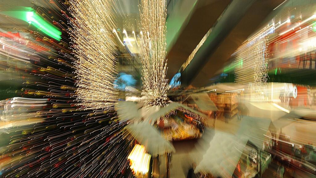 Der 4. Einkaufssamstag war wetterbedingt - es hat in Salzburg stark geregnet - nicht der stärkste Einkaufstag im Weihnachtsgeschäft.