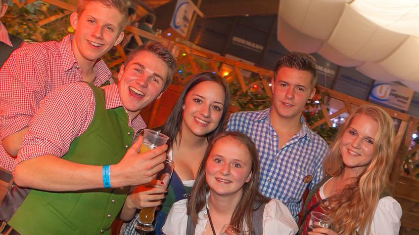 Ball der LJ Flachgau, I
