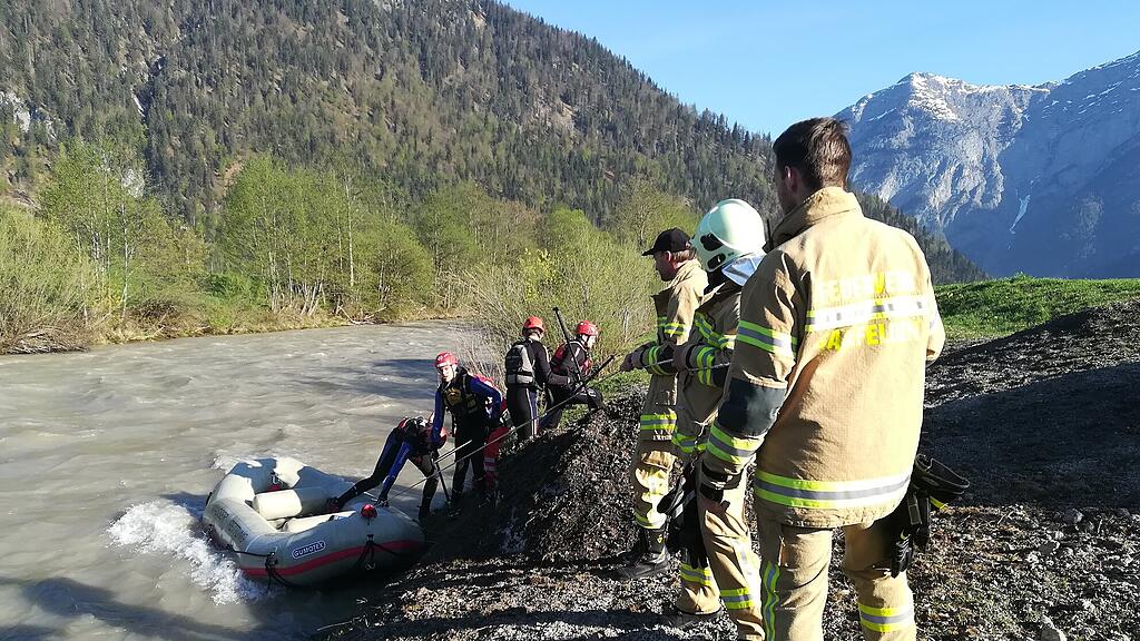 Zahlreiche Einsatzkräfte aus dem Pinzgau und dem Pongau waren in die Suche involviert.