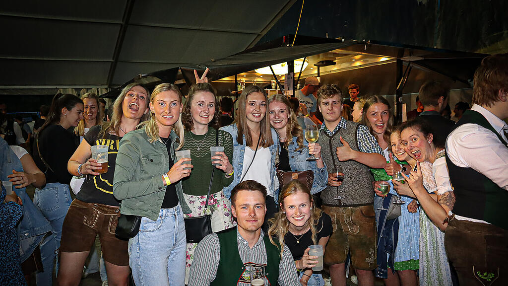 Bierzelt Unken