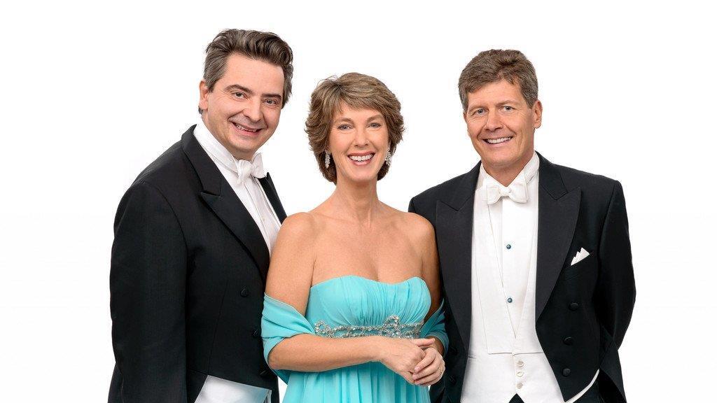 Die Opernballkleider 2014 von Mirjam Weichselbraun und Barbara Rett