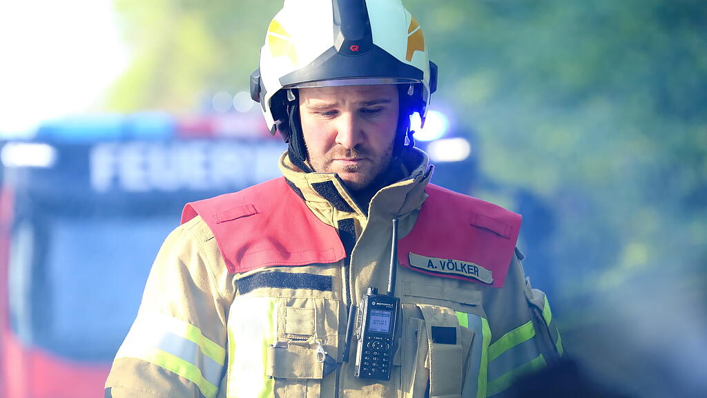 Feuerwehr\u00fcbung in Guggenthal II