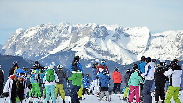 In Scharen strömten bisher die Skiurlauber auf die Piste