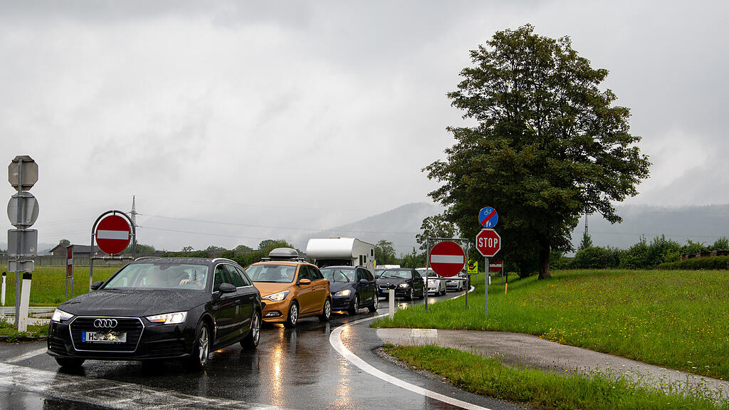 Abfahrtssperren, A10, Stau, Reiseverkehr, B159