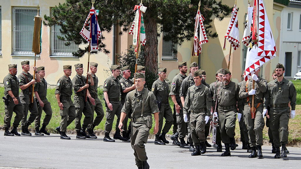 Kommando\u00fcbergabe Luftraum\u00fcberwachung
