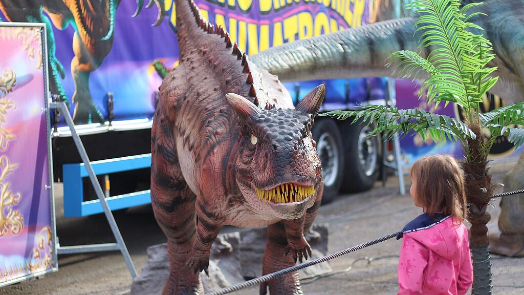 "Big King Dinosaurier of Animatronic" in Bischofshofen