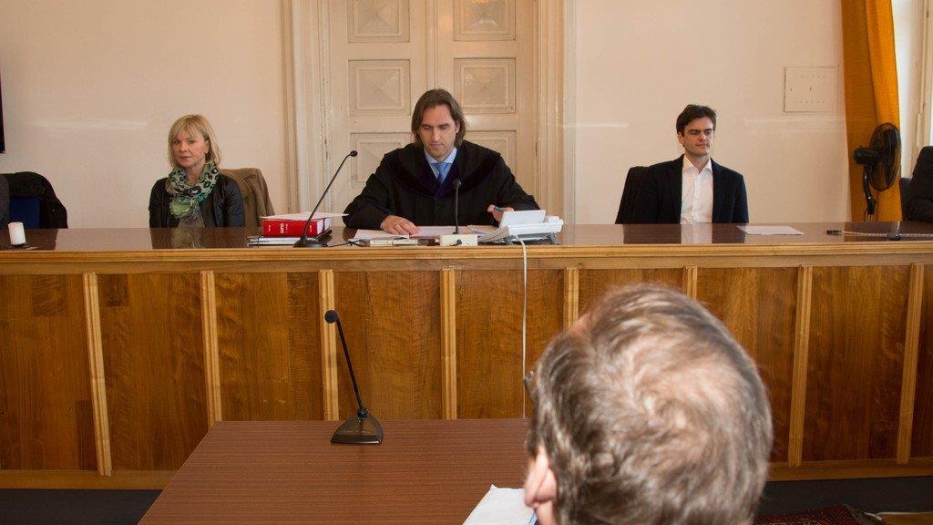 Diebstahl im Swingerclub: Prozess