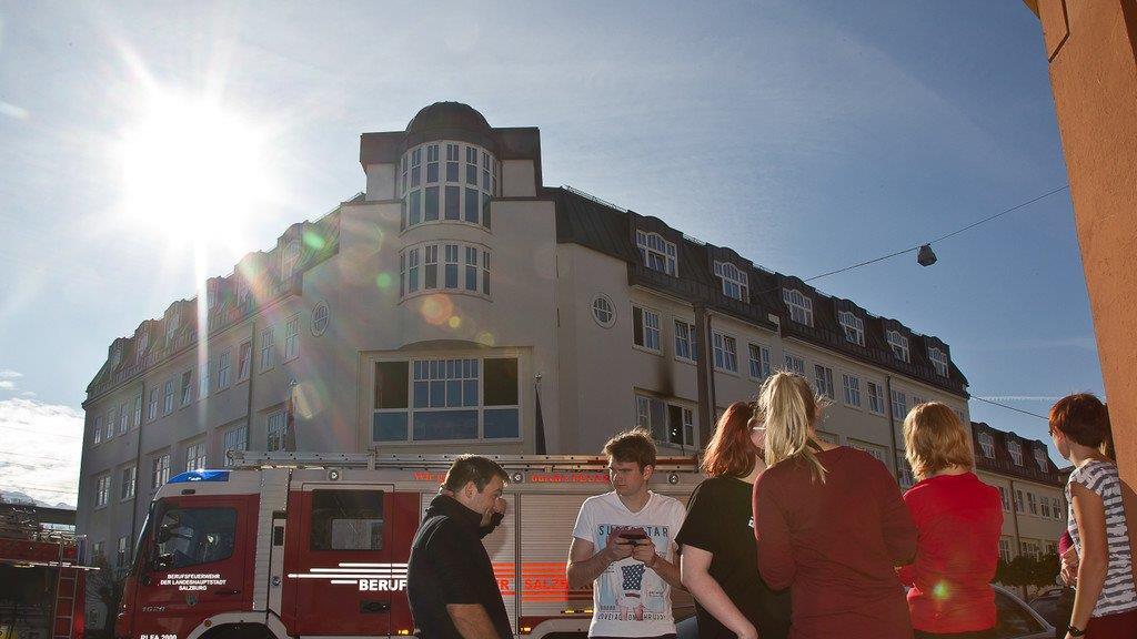 Brand: Erneute Evakuierung des Studentenwohnheims
