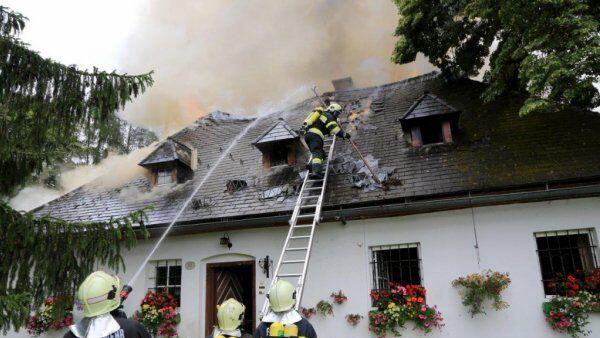 Feuer im rund 700 Jahre alten Wohnhaus