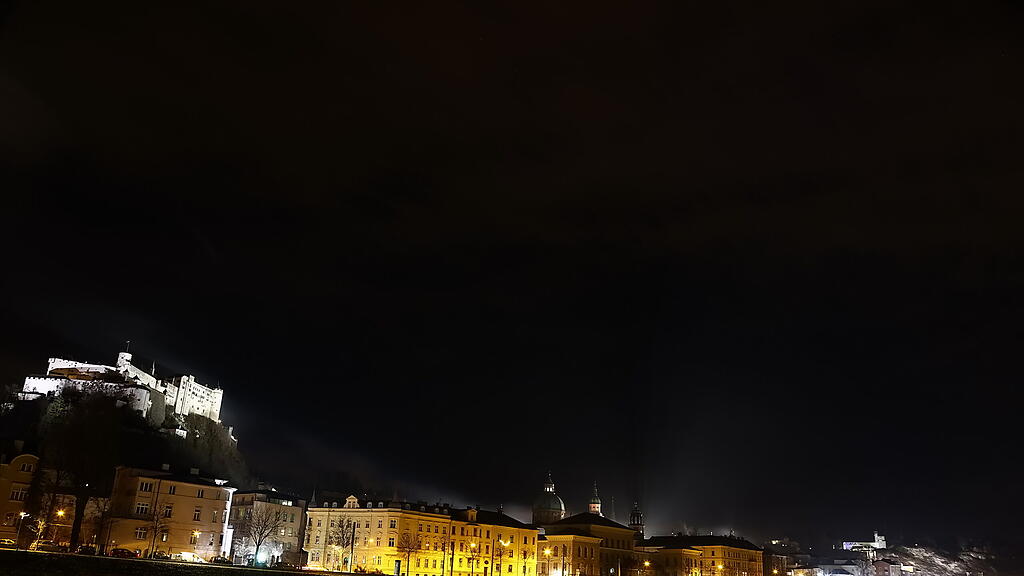 Silvesterfeuerwerk 2021\/22 in der Stadt Salzburg