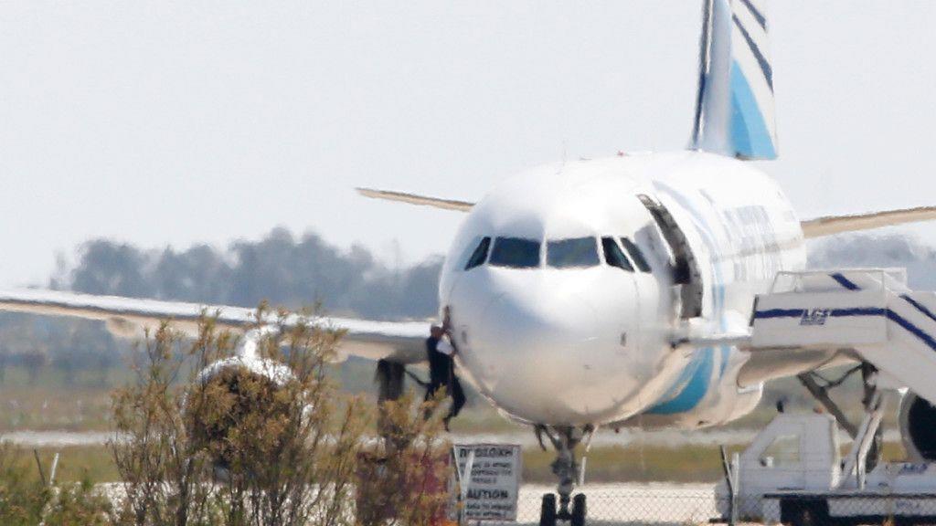 Ägyptisches Flugzeug entführt