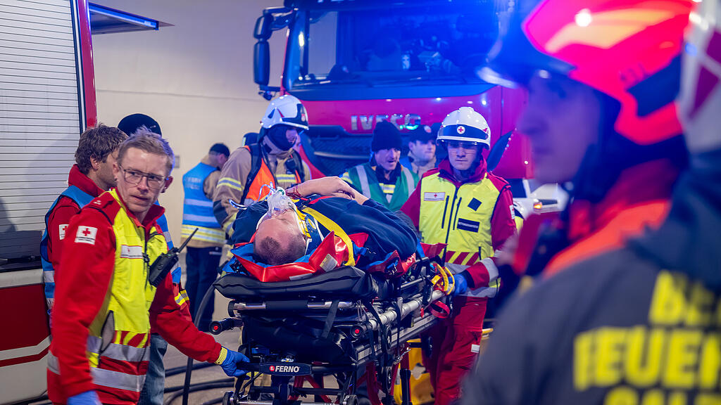 Große Einsatzübung im Lieferinger-Tunnel