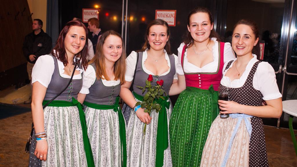 Dirndlball, I
