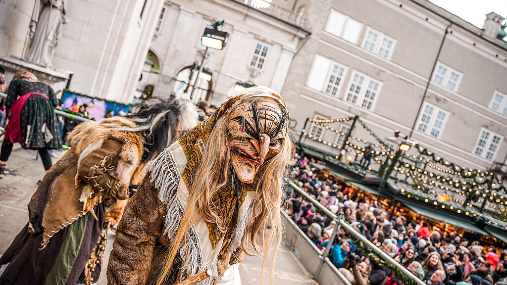 Krampuslauf am Christkindlmarkt Salzburg