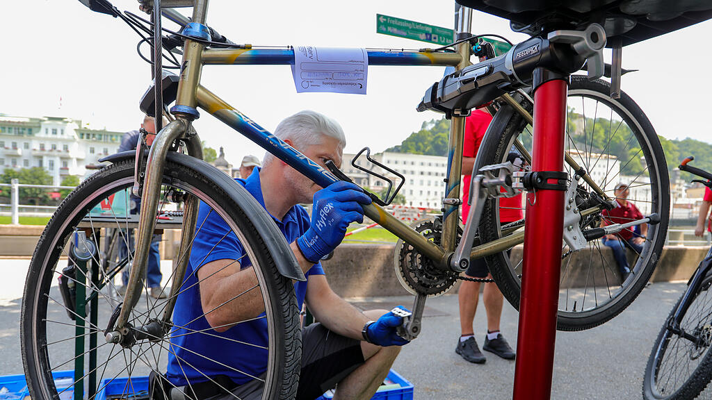 Tour de Chance am Hanuschplatz