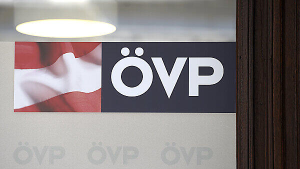 Die ÖVP kann laut Umfrage am ehesten Probleme lösen