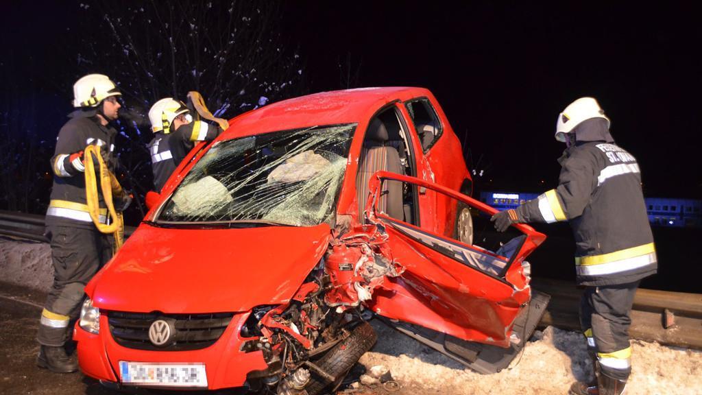 St. Johann: Schwerer Unfall auf B311