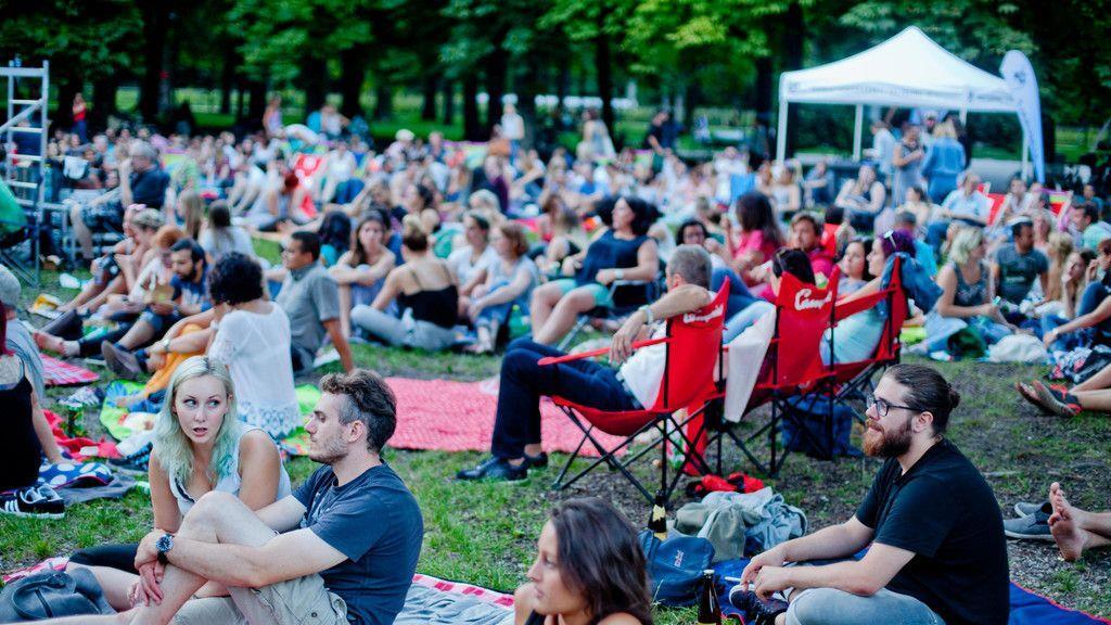 LIVE IM PARK: Auftakt