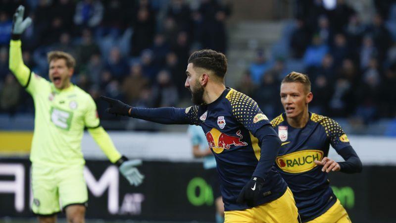 Salzburg biegt Sturm Graz im Spitzenspiel