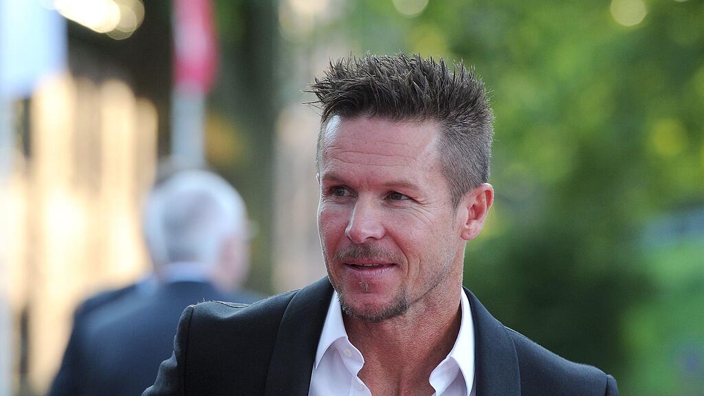Felix Baumgartner postet Pressegespräch mit HC Strache.